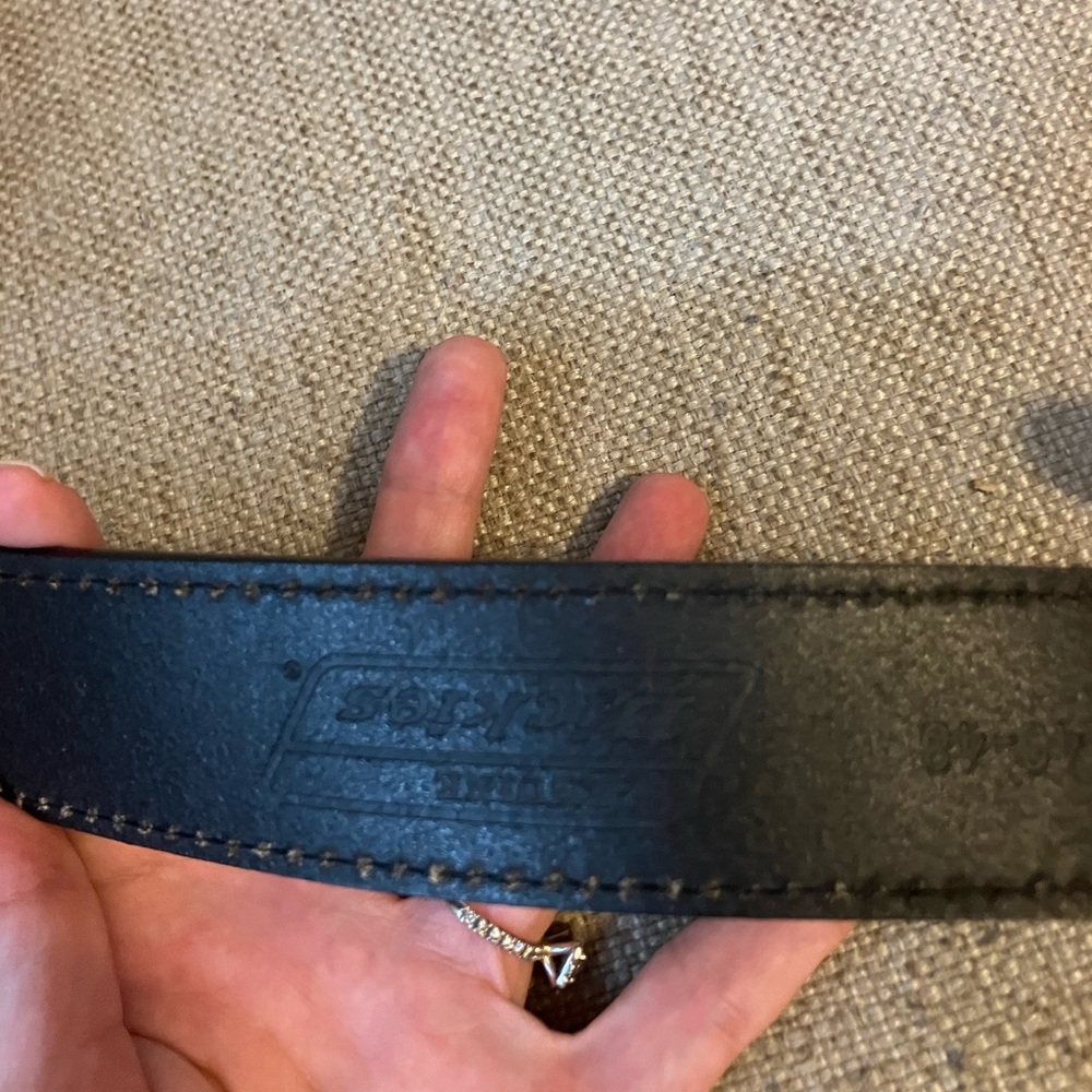 Men’s Dickies black leather belt with silver buckle - Picture 4 of 7